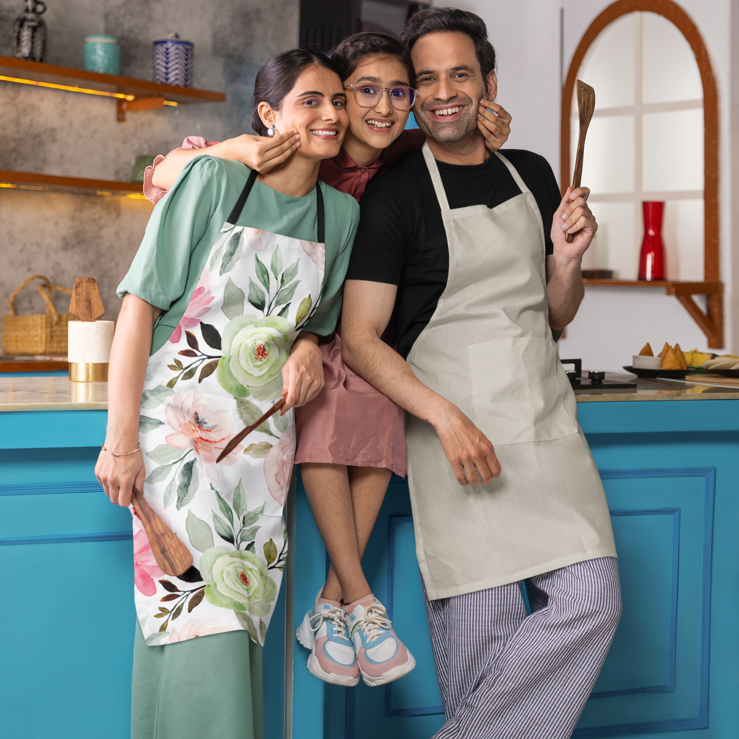 Rose Floral Kitchen Apron with Beige or Black Ties, Cooking, Baking, Crafting, Cleaning Apron, Eco-Friendly, Sustainable
